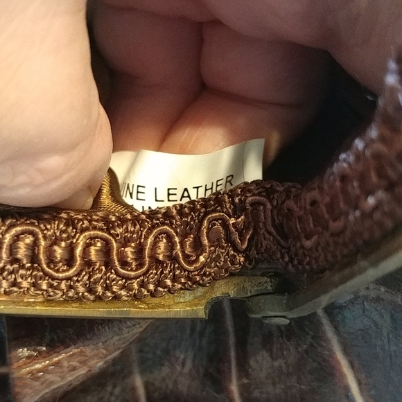 Browns Couture Leather Crossbody Clutch Purse - Picture 13 of 13